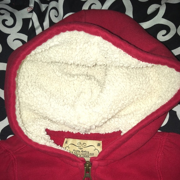 Toddlers Sherpa lined Red hoodie - Picture 5 of 7